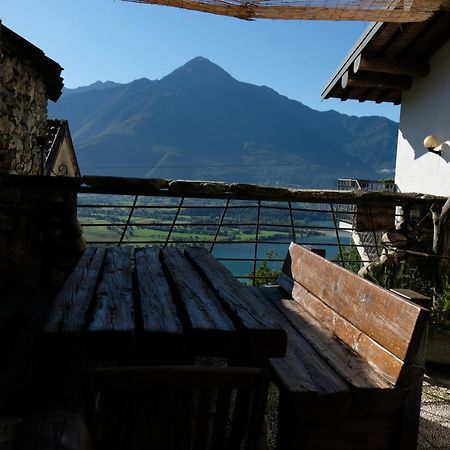 Appartamenti Montemezzo Le Case In Pietra Vista Lago Gera Lario Exterior foto