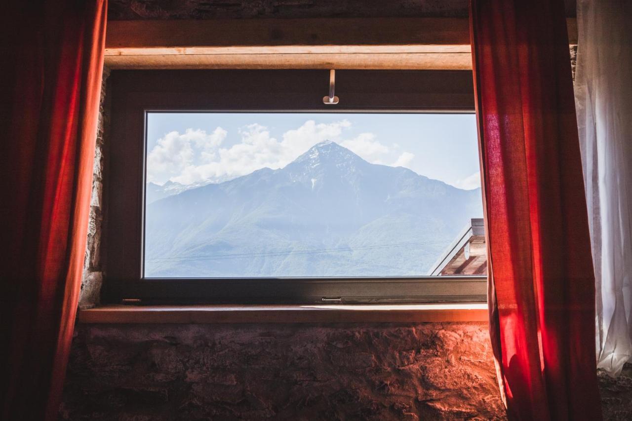 Appartamenti Montemezzo Le Case In Pietra Vista Lago Gera Lario Exterior foto